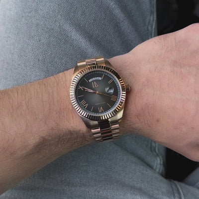 zephyr-gradient-black-dial-rose-gold-case